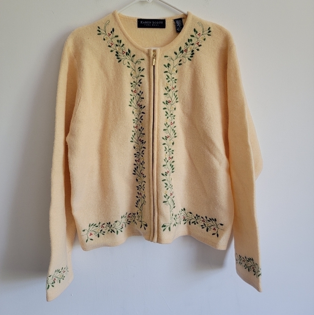 Karen Scott 100% wool embroided zip up cardigan top size M vintage